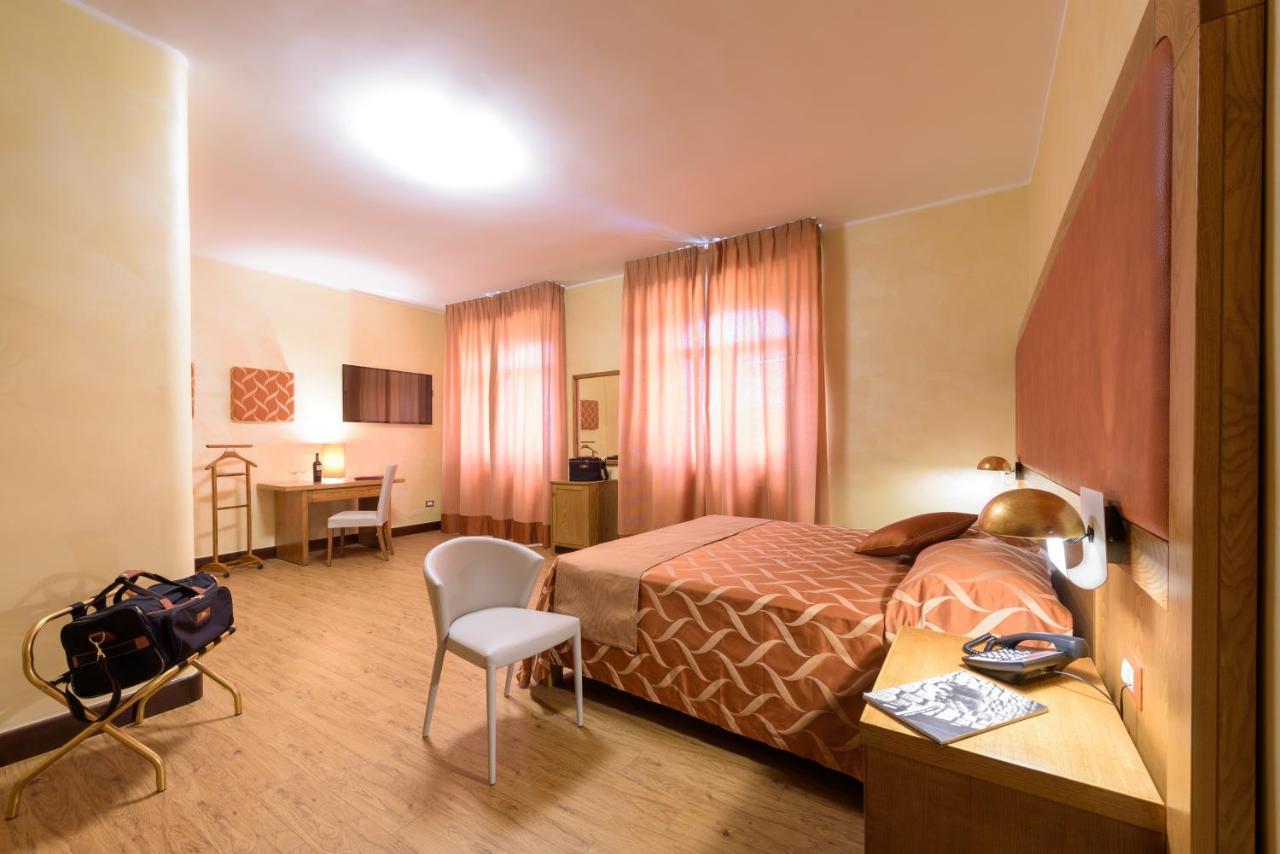 Leone De Castris Wine Hotel Саличе-Салентино Экстерьер фото
